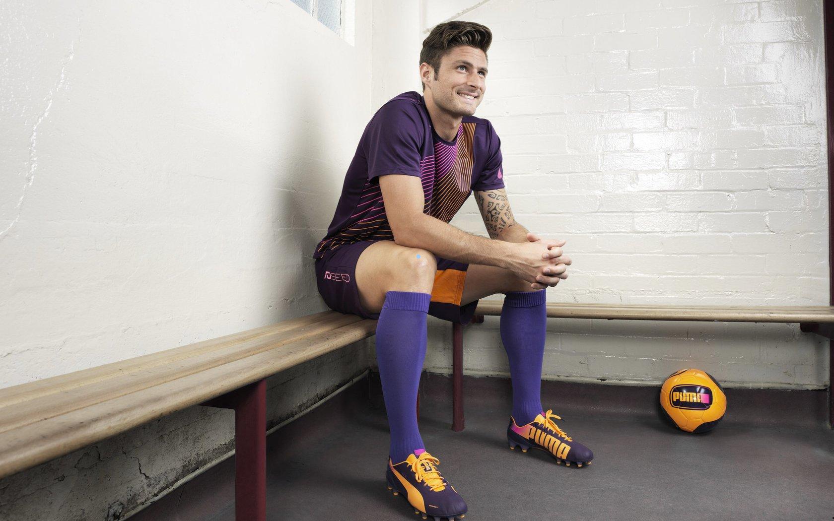 狼队主场鏖战逼平强劲纽卡，防守如铁连续五场不败创奇迹