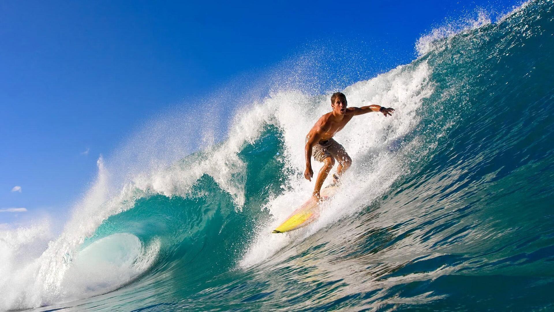 冬训日记·次日 武汉三镇昆明集结 健身房上演静默风暴